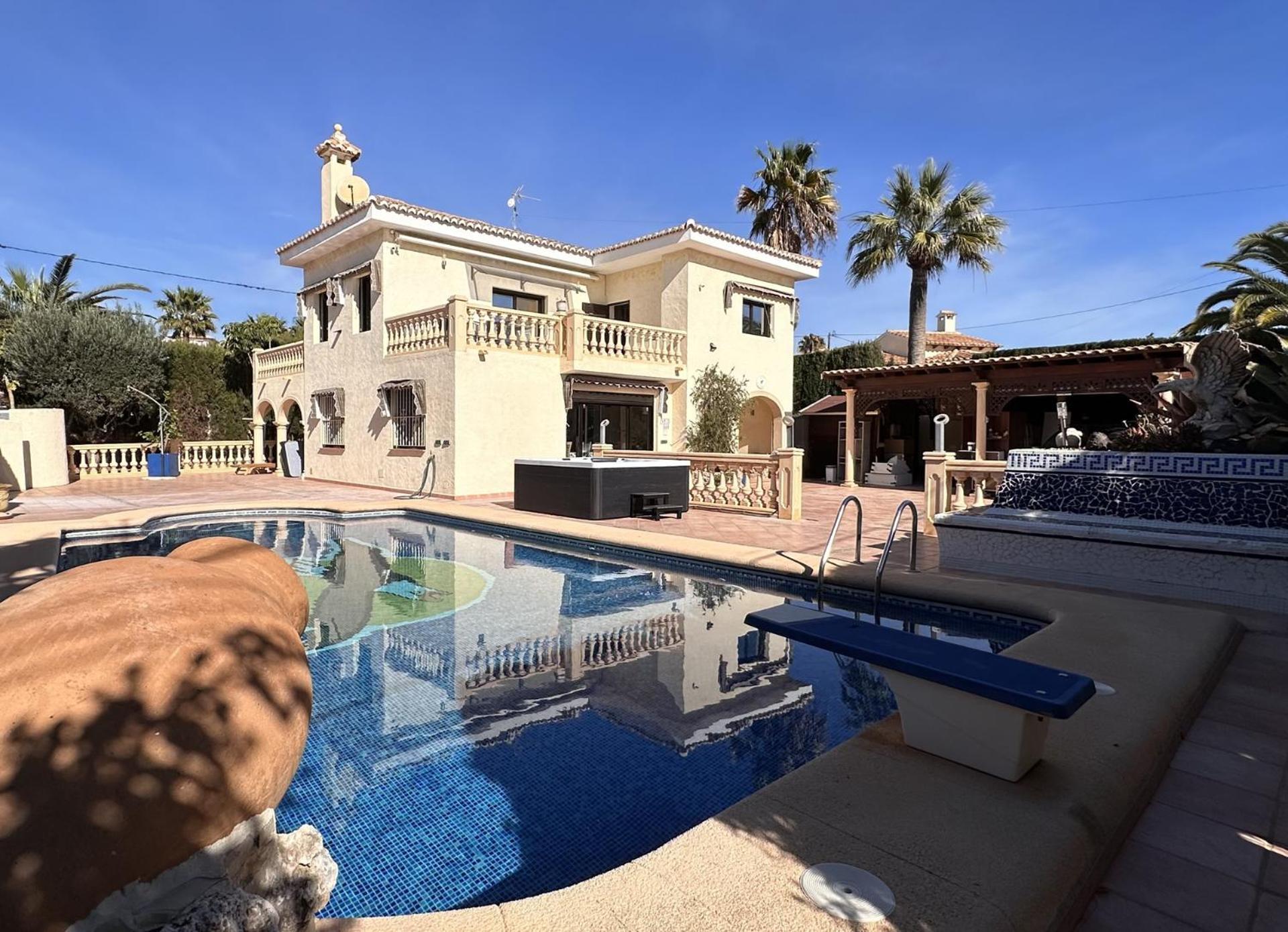 Luxury Villa - Pool, Hot Tub, Aircon, Tvs, Home Cinema, Office, Gbit Internet, Sports Equipment Calpe Buitenkant foto